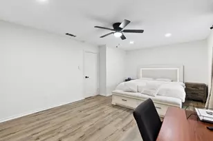 3242 Spring Meadow Ln, Grand Prairie, TX 75052 - Photo 17