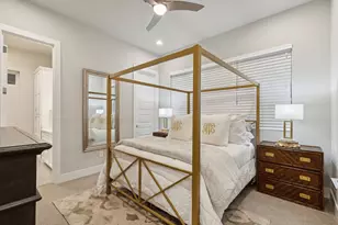 4327 Cabell Dr, Dallas, TX 75204 - Photo 17