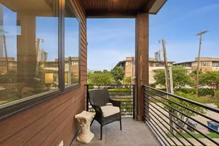 4327 Cabell Dr, Dallas, TX 75204 - Photo 13