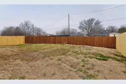 10105 Budtime Lane, Dallas, TX 75217 - Photo 29