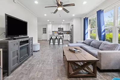 942 Longfellow Street, Waco, TX 76710 - Photo 3