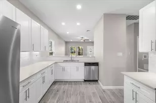 804 N Chandler Dr, Fort Worth, TX 76111 - Photo 9