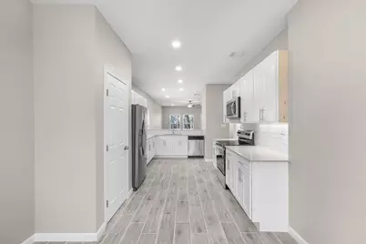 804 N Chandler Drive, Fort Worth, TX 76111 - Photo 7