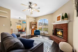 7307 Fossil Hill Dr, Arlington, TX 76002 - Photo 5