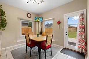 7307 Fossil Hill Dr, Arlington, TX 76002 - Photo 13