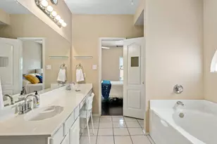 7307 Fossil Hill Dr, Arlington, TX 76002 - Photo 19