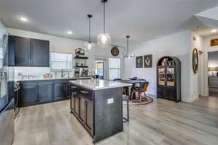 552 Brk Vw Dr, Van Alstyne, TX 75495 - Photo 9