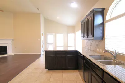 4817 Green River Drive, Denton, TX 76208 - Photo 5