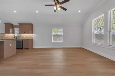 326 S Main Street, Cedar Hill, TX 75104 - Photo 19