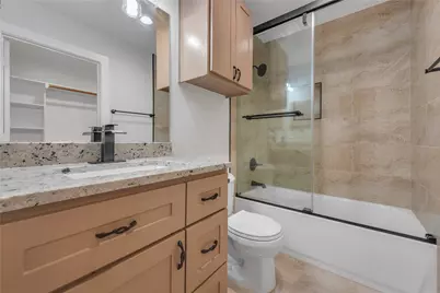 326 S Main Street, Cedar Hill, TX 75104 - Photo 13