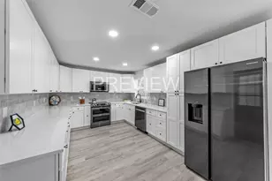 7107 E Mockingbird Ln, Dallas, TX 75214 - Photo 17