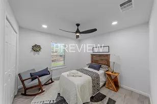 7107 E Mockingbird Ln, Dallas, TX 75214 - Photo 21