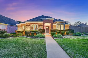 1800 Trail Ridge Ln, Flower Mound, TX 75028 - Photo 3