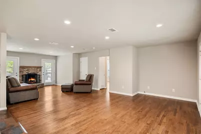 936 N Buckner Boulevard, Dallas, TX 75218 - Photo 7