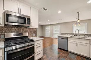 936 N Buckner Blvd, Dallas, TX 75218 - Photo 11