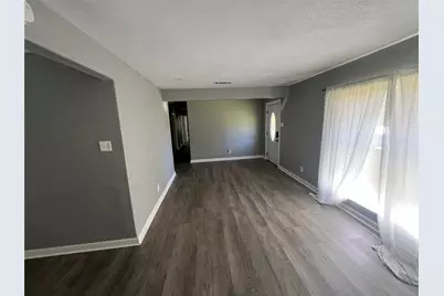 1306 Elby Street, Irving, TX 75061 - Photo 5