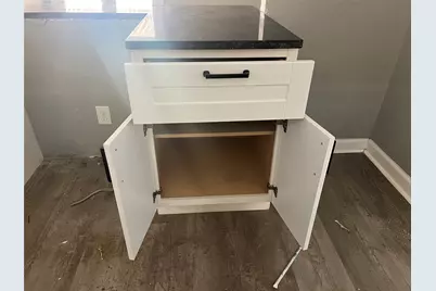 1306 Elby Street, Irving, TX 75061 - Photo 7