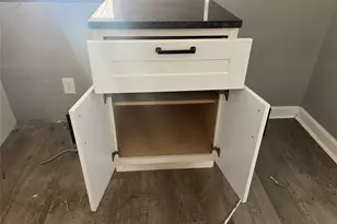 1306 Elby St, Irving, TX 75061 - Photo 7