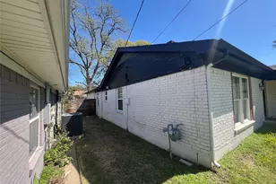 1306 Elby St, Irving, TX 75061 - Photo 35