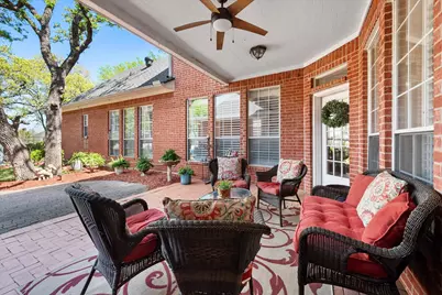 1009 Oak Ridge Court, Kennedale, TX 76060 - Photo 7