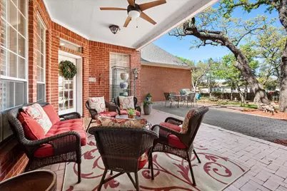 1009 Oak Ridge Court, Kennedale, TX 76060 - Photo 9