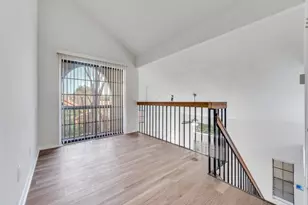 8901 Casa Dr, Irving, TX 75063 - Photo 17