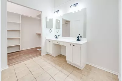 8901 Casa Drive, Irving, TX 75063 - Photo 21