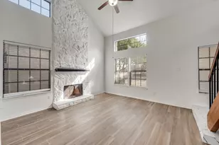 8901 Casa Dr, Irving, TX 75063 - Photo 7