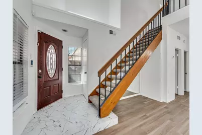 8901 Casa Drive, Irving, TX 75063 - Photo 3