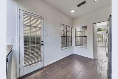 8901 Casa Drive, Irving, TX 75063 - Photo 11