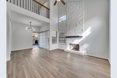8901 Casa Drive, Irving, TX 75063 - Photo 7