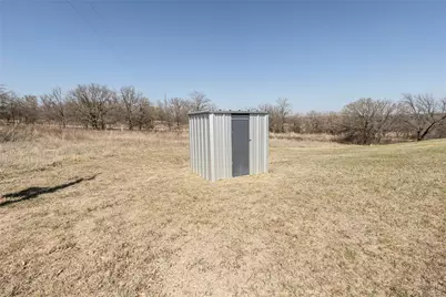 2216 N Greenbrier Road, Nocona, TX 76255 - Photo 19