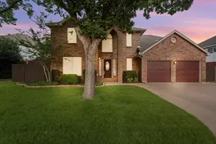 6111 Sandstone Dr, Arlington, TX 76001 - Photo 1