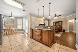 6111 Sandstone Dr, Arlington, TX 76001 - Photo 13