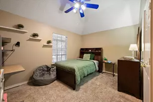 6111 Sandstone Dr, Arlington, TX 76001 - Photo 19
