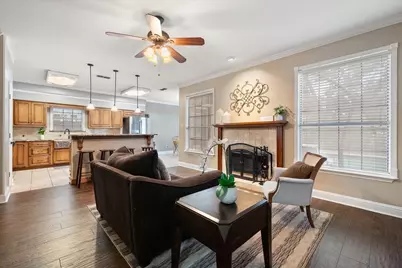 6111 Sandstone Drive, Arlington, TX 76001 - Photo 9