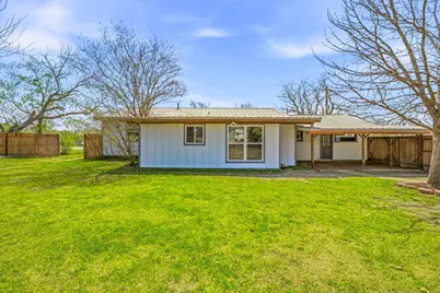 600 E Third Street, Hico, TX 76457 - Photo 27