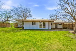 600 E Third St, Hico, TX 76457 - Photo 27