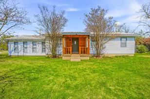 600 E Third St, Hico, TX 76457 - Photo 1