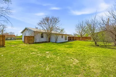600 E Third Street, Hico, TX 76457 - Photo 29