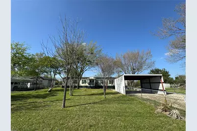 1204 Traders Road, Greenville, TX 75402 - Photo 11