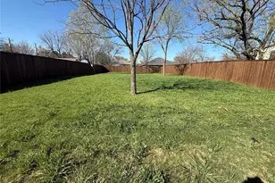 2501 Lonesome Dove Rd, Grapevine, TX 76092 - Photo 1