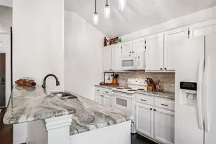 2304 Leslie St, Denton, TX 76205 - Photo 13