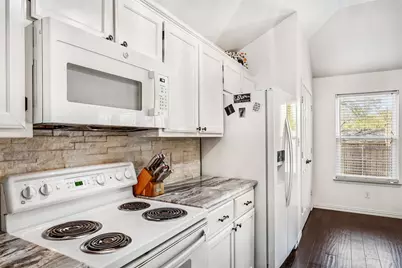 2304 Leslie Street, Denton, TX 76205 - Photo 15