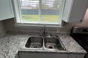 822 Piedmont Dr, Garland, TX 75040 - Photo 9