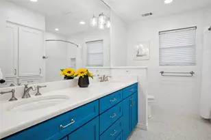 9906 Crestwick Dr, Dallas, TX 75238 - Photo 19