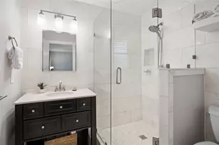 9906 Crestwick Dr, Dallas, TX 75238 - Photo 15