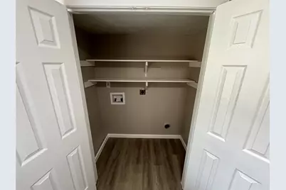 2050 Wellington Drive, Grand Prairie, TX 75051 - Photo 11