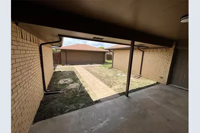 2050 Wellington Drive, Grand Prairie, TX 75051 - Photo 27