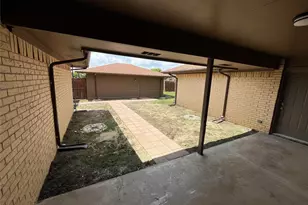 2050 Wellington Dr, Grand Prairie, TX 75051 - Photo 27